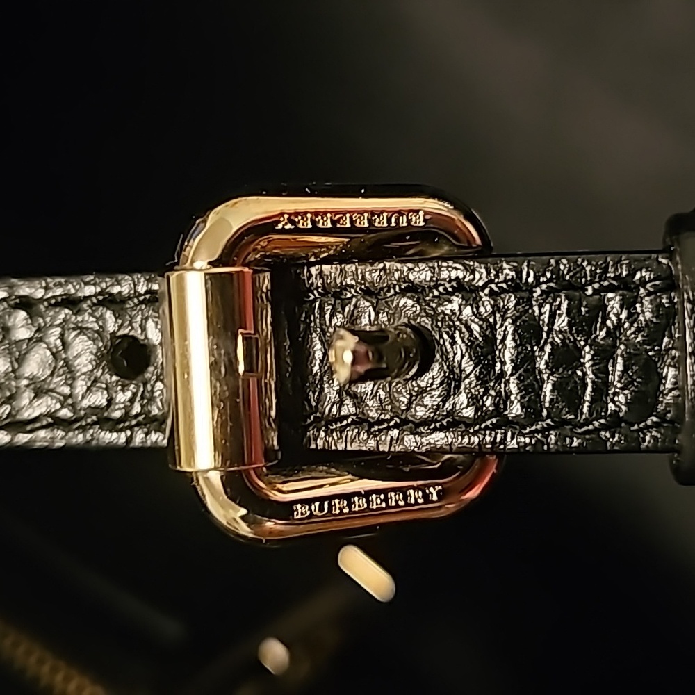 Burberry handbag - Picture 14 of 17
